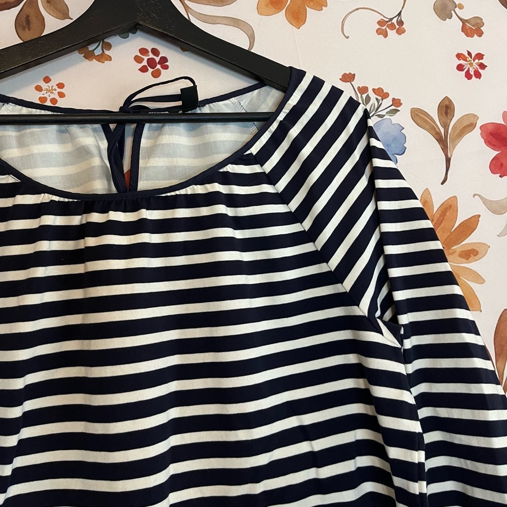 J. Crew L Navy Blue Ecru Striped Boat Neck Preppy Knit Top Teacher Workwear City